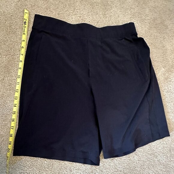 Athleta Black Shorts size 12 - Picture 1 of 3